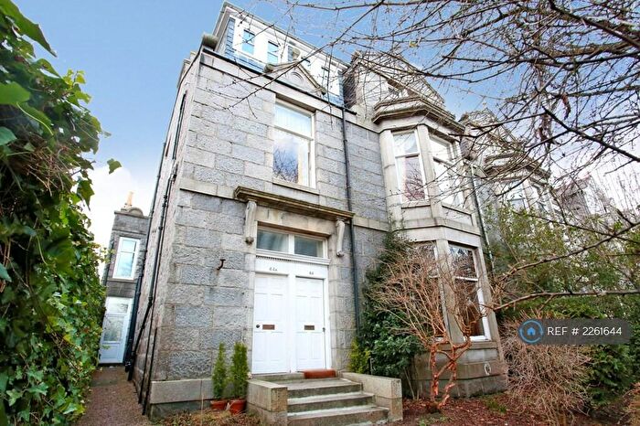 2 Bedroom Flat To Rent In Forest Road, Aberdeen, AB15