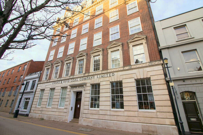 2 Bedroom Apartment To Rent In Empire House, Mount Stuart Square, Cardiff, CF10