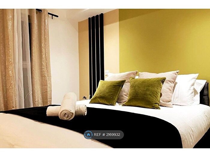 1 Bedroom Flat To Rent In Vivian Court, Hemel Hempstead, HP1