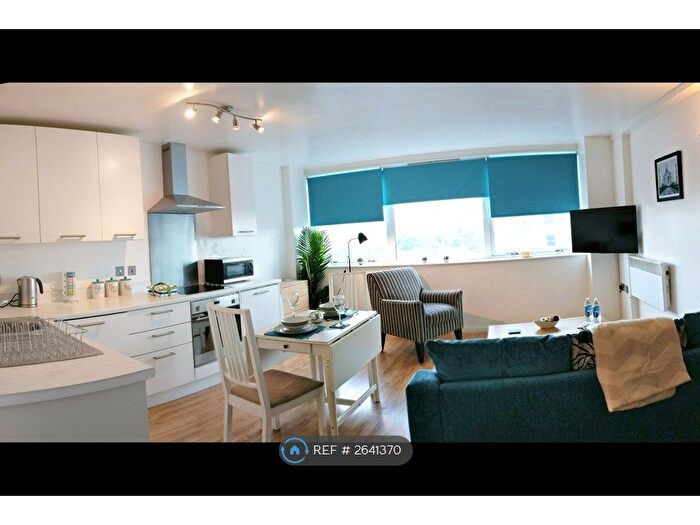 1 Bedroom Flat To Rent In Marco Island, Nottingham, NG1