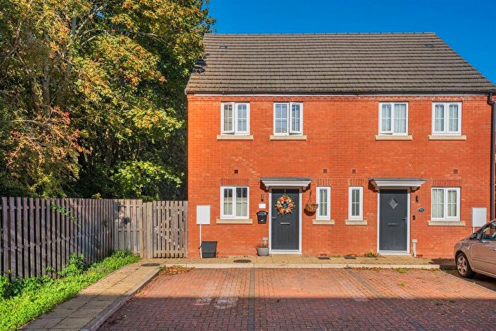 2 Bedroom Semi-Detached House For Sale In - Thurston Drive, Kettering, NN15