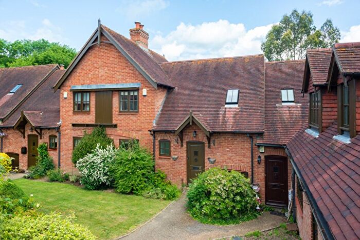 3 Bedroom Terraced House For Sale In Hildenbrook Farm, Hildenborough, Tonbridge, TN11