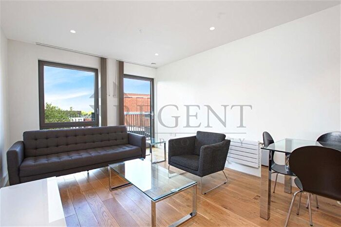 1 Bedroom Flat To Rent In Axis Apartments, Shoreditch, E1