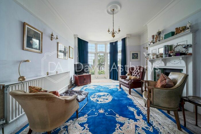 6 Bedroom Terraced House To Rent In Cranley Gardens, Highgate, London, N10