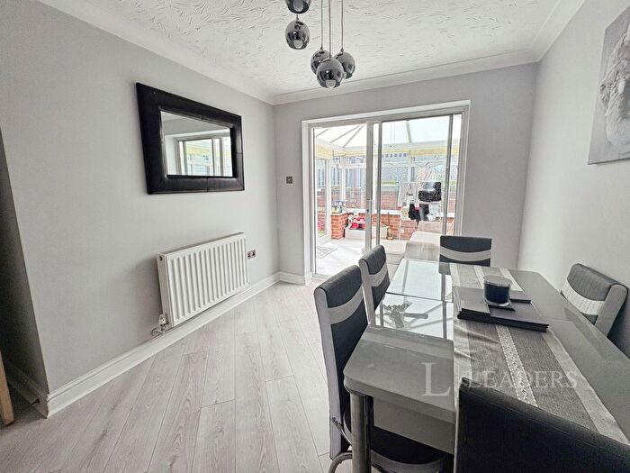 4 Bedroom Property To Rent In Shireland Lane, Redditch, B97