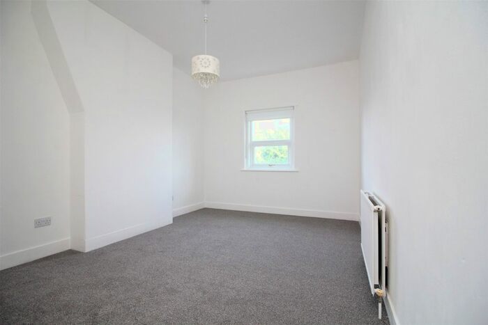 2 Bedroom End Of Terrace House To Rent In Linksfield Road, Westgate-On-Sea, CT8