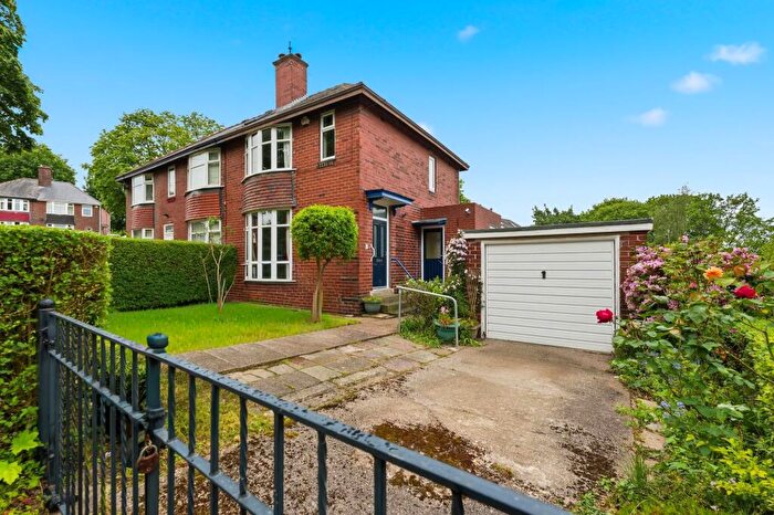3 Bedroom Semi-Detached House For Sale In Hollythorpe Crescent, Sheffield, S8