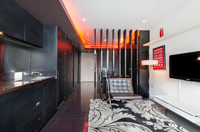 Studio For Sale In Pan Peninsula, East Tower, London, E14