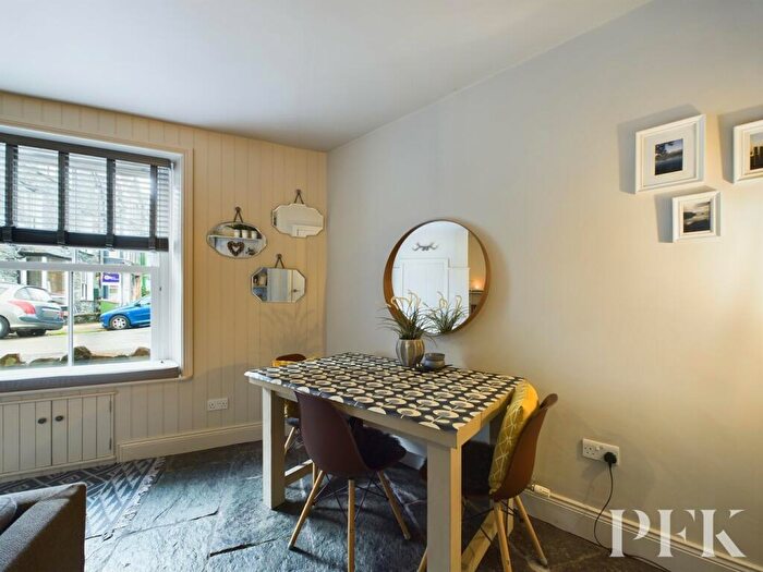 2 Bedroom Cottage For Sale In Myers Street, Keswick, CA12