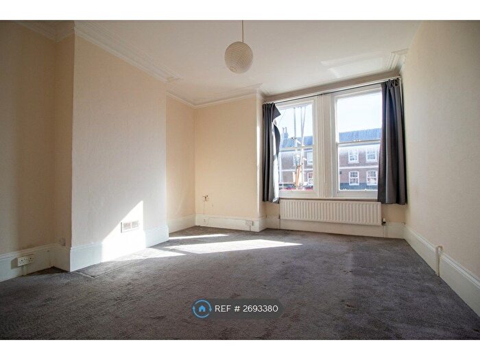 1 Bedroom Flat To Rent In Station Road, Portslade, Brighton, BN41