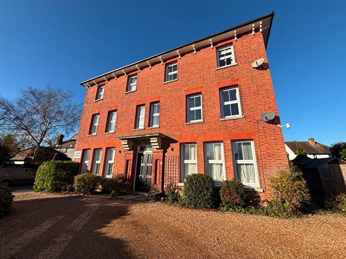 2 Bedroom Flat To Rent In Morley Drive, Tonbridge, TN12