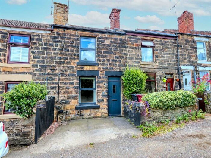 2 Bedroom Cottage To Rent In Madin Street, New Tupton, Chesterfield, Derbyshire, S42