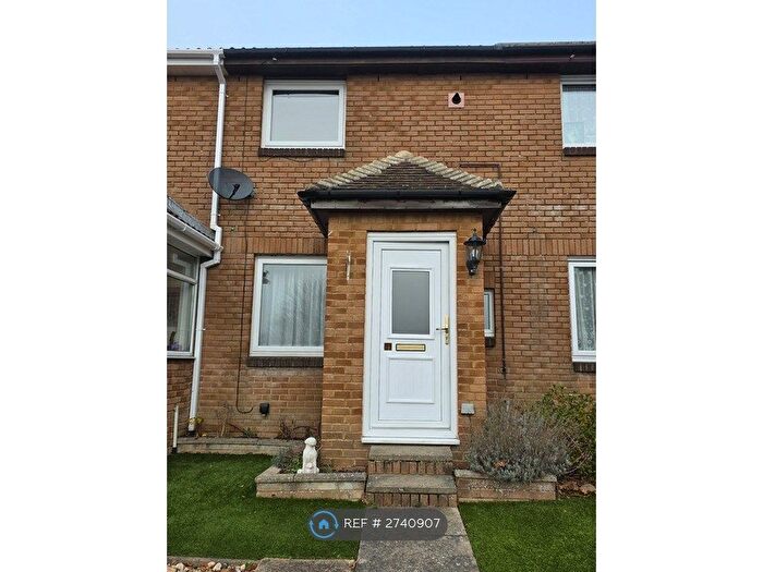 2 Bedroom Terraced House To Rent In Phoenix Close, Bursledon, Southampton, SO31