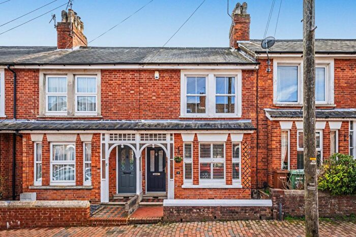 3 Bedroom Terraced House For Sale In Whitefield Road, Tunbridge Wells (St John`S), TN4