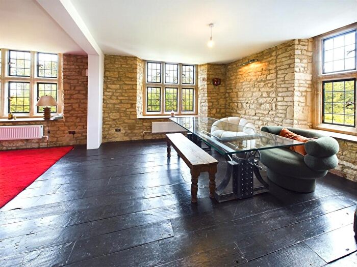 2 Bedroom Apartment To Rent In Shipton Court, High Street, Shipton-under-Wychwood, Chipping Norton, OX7