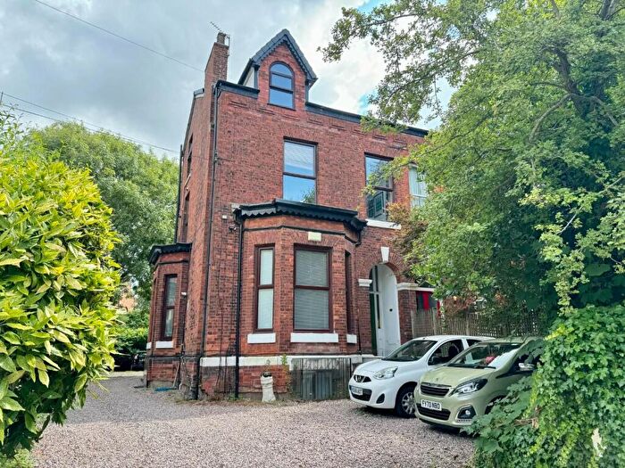 2 Bedroom Flat For Sale In St. Clements Road, Chorlton, M21