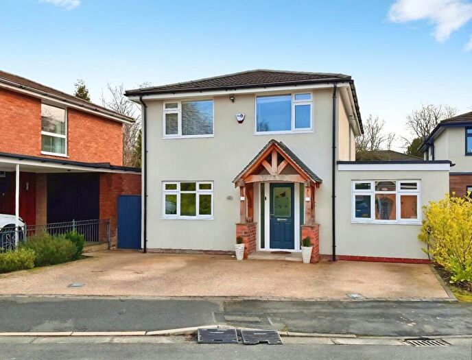 4 Bedroom Detached House For Sale In Poole Close, Bramhall, SK7