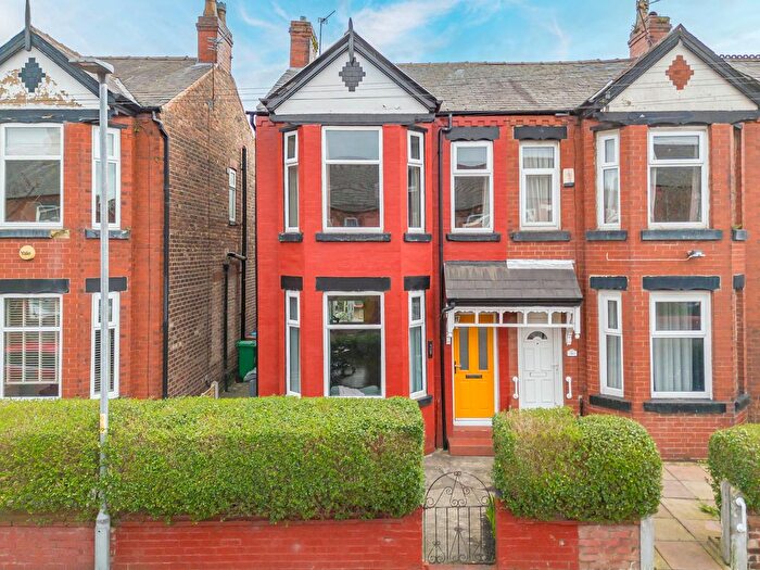 3 Bedroom Semi Detached House For Sale In Langdale Avenue, Levenshulme, Manchester, M19