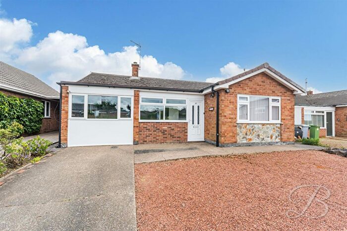 3 Bedroom Detached Bungalow For Sale In Bescar Lane, Ollerton, Newark, NG22