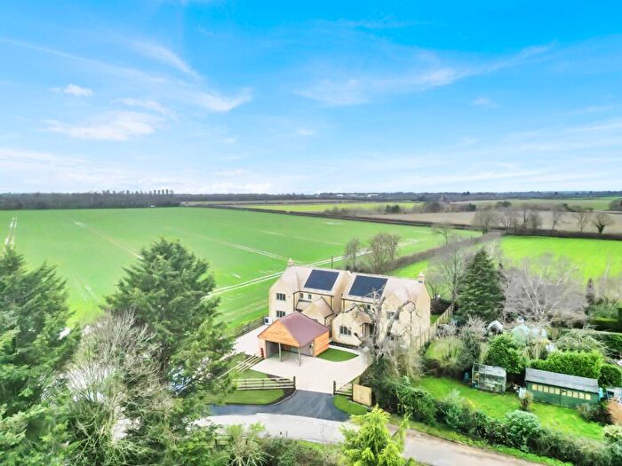4 Bedroom Detached House For Sale In Driffield, Cirencester, Gloucestershire, GL7