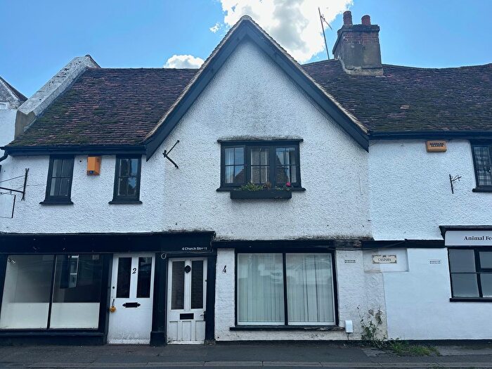 1 Bedroom Terraced House For Sale In Church Street, Chesham, HP5