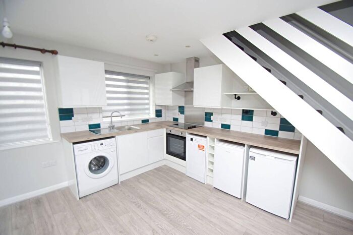 1 Bedroom Detached House To Rent In Shakespeare Street, Watford, WD24