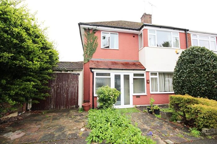 3 Bedroom Semi-Detached House To Rent In Whitchurch Close, Edgware, Middlesex, HA8