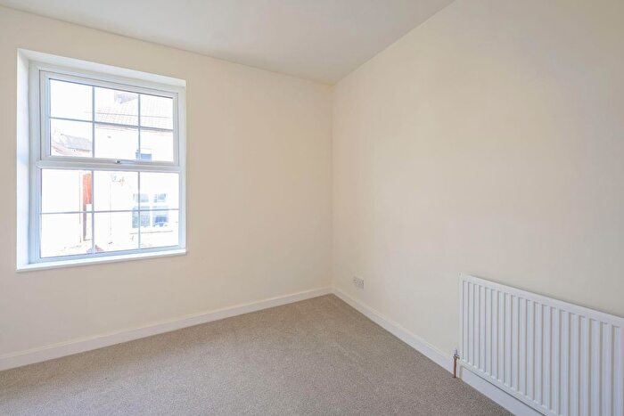2 Bedroom End Of Terrace House For Sale In Barr Street, Dudley, DY3