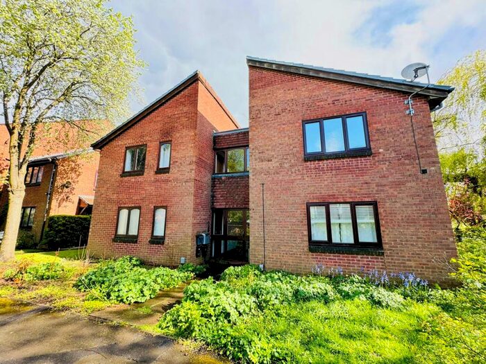 1 Bedroom Apartment To Rent In William Tarver Close, Warwick, CV34
