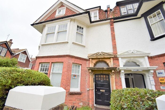 2 Bedroom Flat To Rent In Beachy Head Road, Eastbourne, East Sussex, BN20
