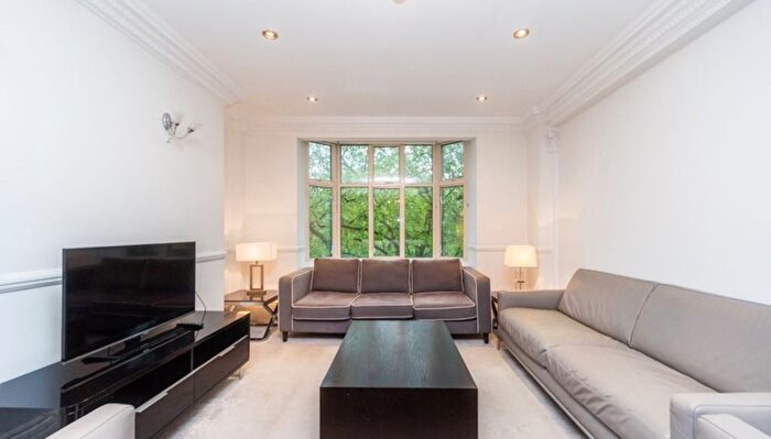 5 Bedroom Flat To Rent In Park Road, St. John's Wood, London, NW8