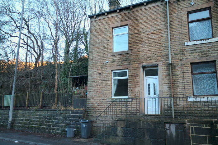 3 Bedroom End Of Terrace House To Rent In Burnley Road, Todmorden, OL14
