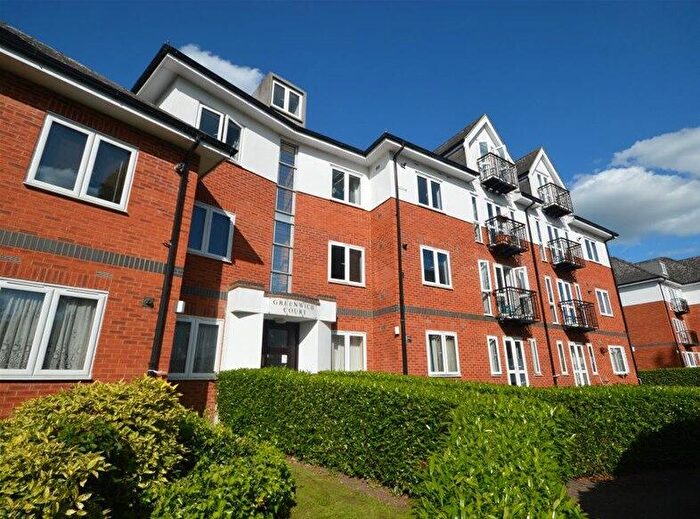 1 Bedroom Flat To Rent In Park View Close, St Albans, AL1