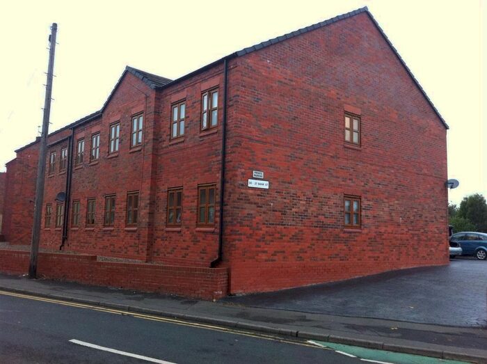 2 Bedroom Flat To Rent In Bank Street, Coseley, Bilston WV14