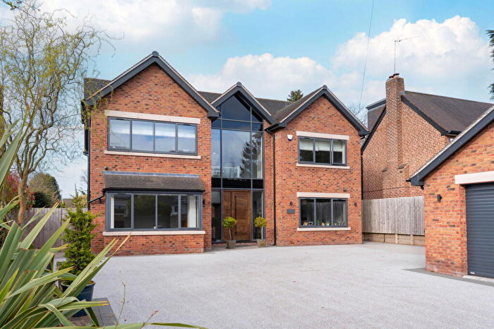 5 Bedroom Detached House For Sale In Station Road, Blackwell, B60