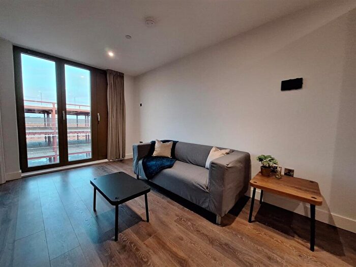 1 Bedroom Flat To Rent In Aquitania, West Waterloo Place, Triskelion Way, Liverpool, L3