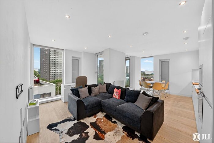 2 Bedroom Flat To Rent In Atelier Point, Jupp Road West London, E15