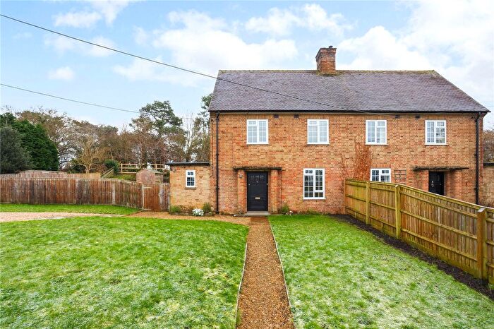 3 Bedroom Semi-Detached House To Rent In Elsfield, Oxford, Oxfordshire, OX3