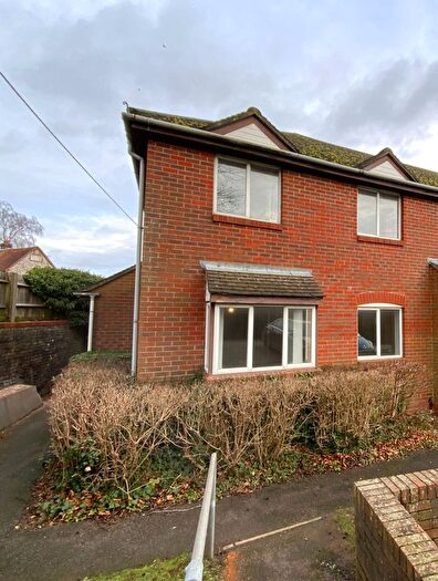 1 Bedroom Flat To Rent In Littleworth Road, Downley, HP13