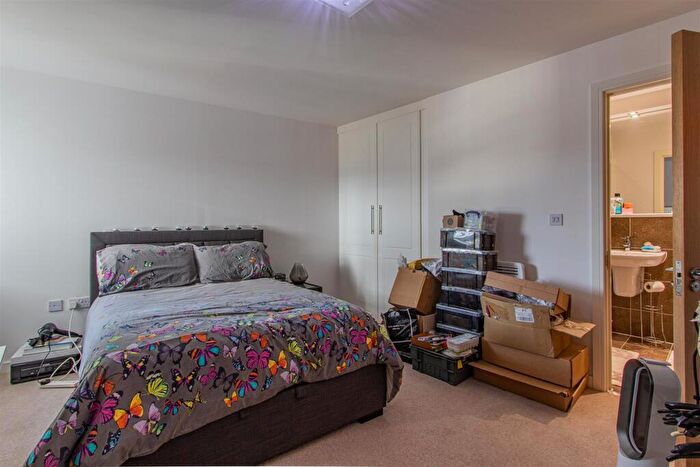 2 Bedroom Apartment To Rent In Pendeen House, Ferry Court, Cardiff Bay, CF11