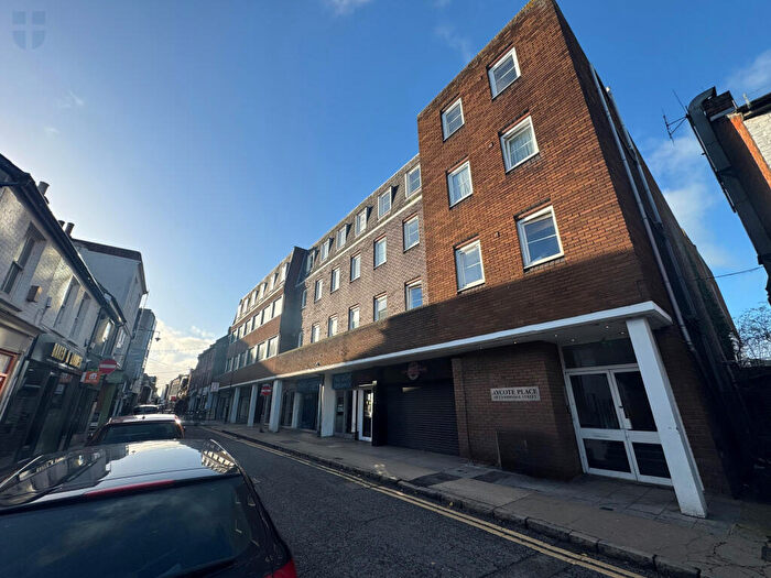 1 Bedroom Flat For Sale In Rycote Place, Cambridge Street, Aylesbury, Buckinghamshire, HP20