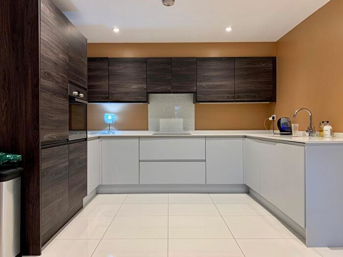 2 Bedroom Apartment To Rent In Westbury Road, Brentwood, CM14