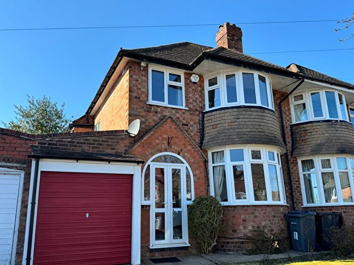 3 Bedroom Semi-Detached House To Rent In Westridge Road, Kings Heath, Birmingham, B13