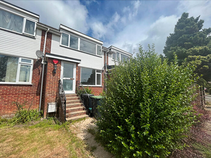 3 Bedroom Terraced House To Rent In Cutlers Place, Colehill, BH21