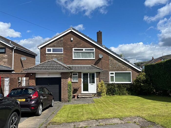 3 Bedroom Detached House For Sale In Matley Lane, Matley, Stalybridge, SK15