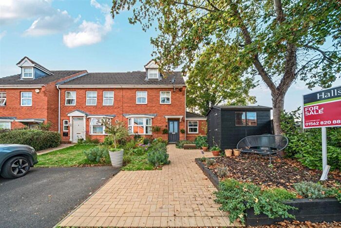 3 Bedroom End Of Terrace House For Sale In Anton Close, Bewdley, DY12