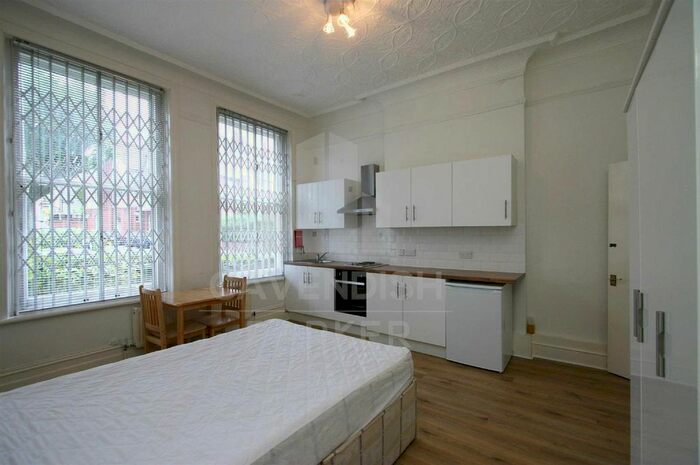 Studio To Rent In Fawley Road, West Hampstead, London, NW6