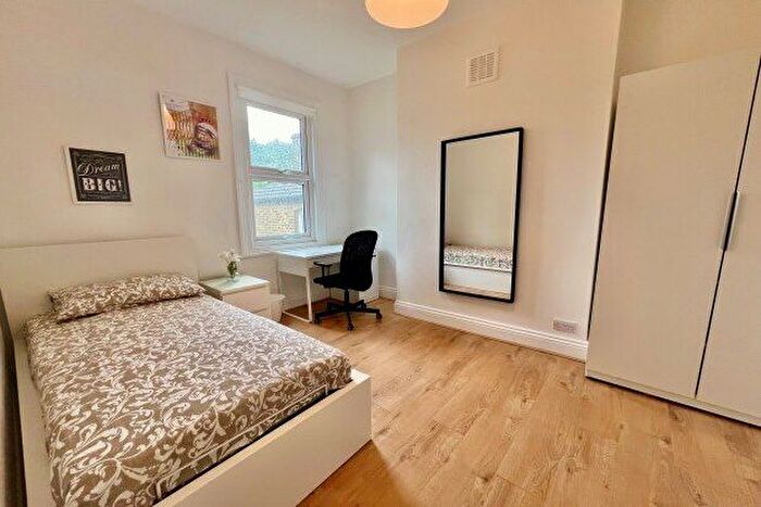 4 Bedroom Property To Rent In Floyd Road, London, SE7