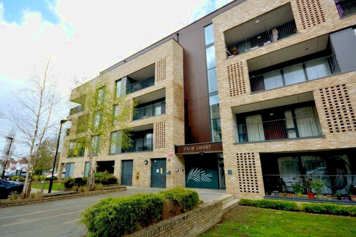 4 Bedroom Flat To Rent In Alpine Road, London, NW9