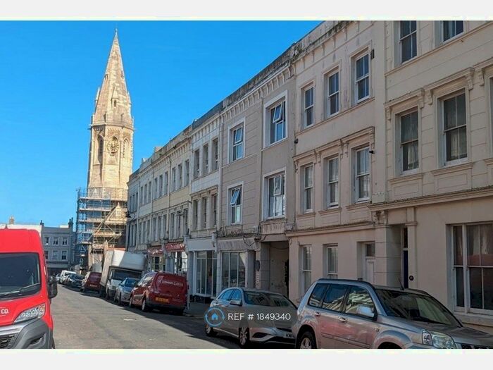 3 Bedroom Flat To Rent In Silchester Road, St. Leonards-On-Sea, TN38